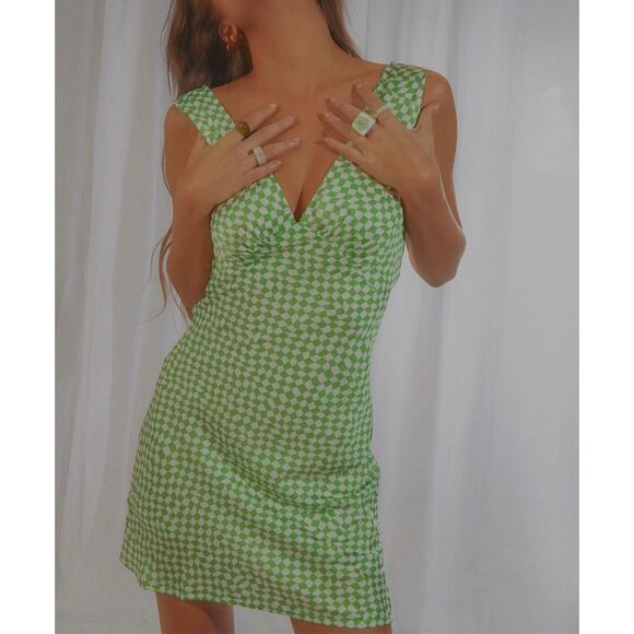 Peppermayo NWT Audrey Vintage Slip Dress in Lime Check, Size 6, MSRP $75 - Picture 1 of 14